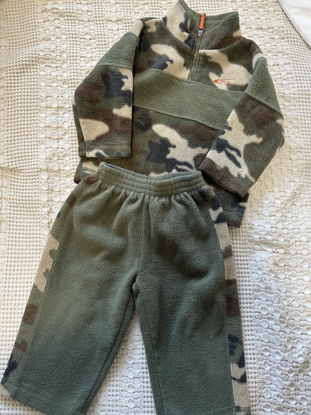 18M fleece camo set